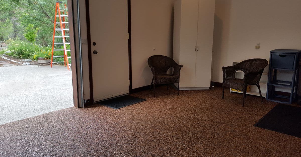 Interior view of a newly coated epoxy floor in a residential space in Cape Town.